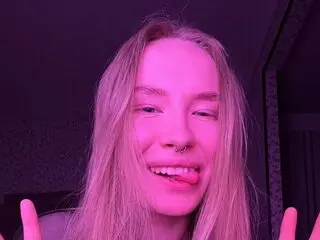 CarrieLun livejasmin sex