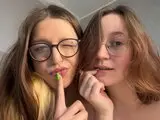 ZeldaAndLynna shows naked